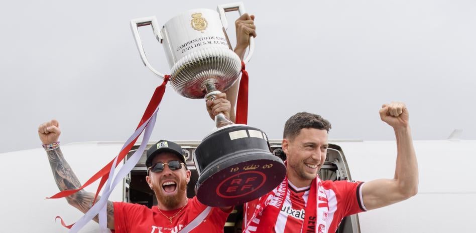 El Athletic y la Copa aterrizan en Bilbao 