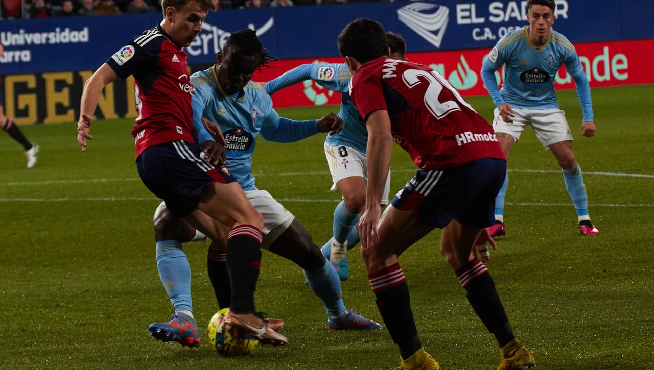 El Celta le enseña la puerta de salida