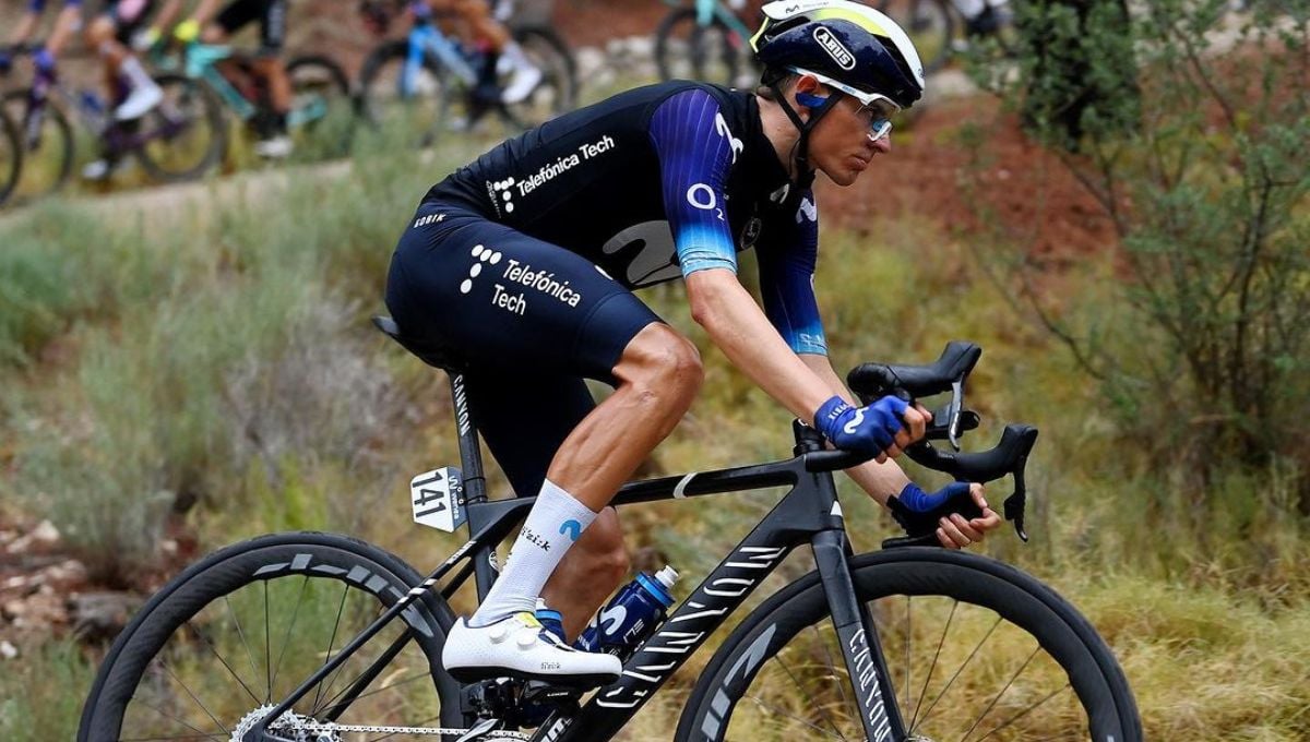 Movistar ensalza a Nairo Quintana y pone a Enric Mas en su sitio