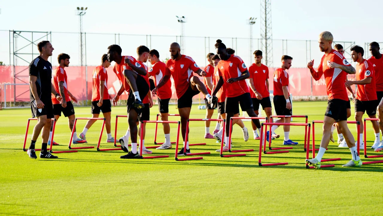 Tres novedades en la convocatoria del Sevilla para recibir al Villarreal 