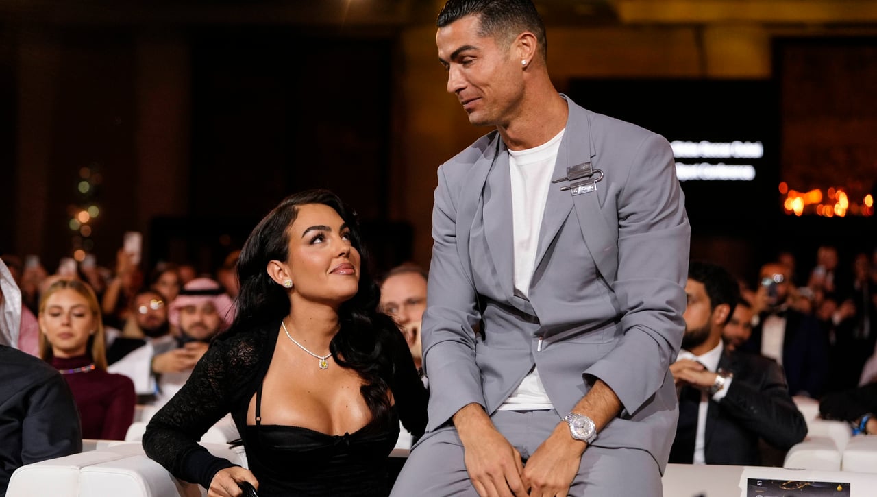 Ponen a Cristiano en su sitio