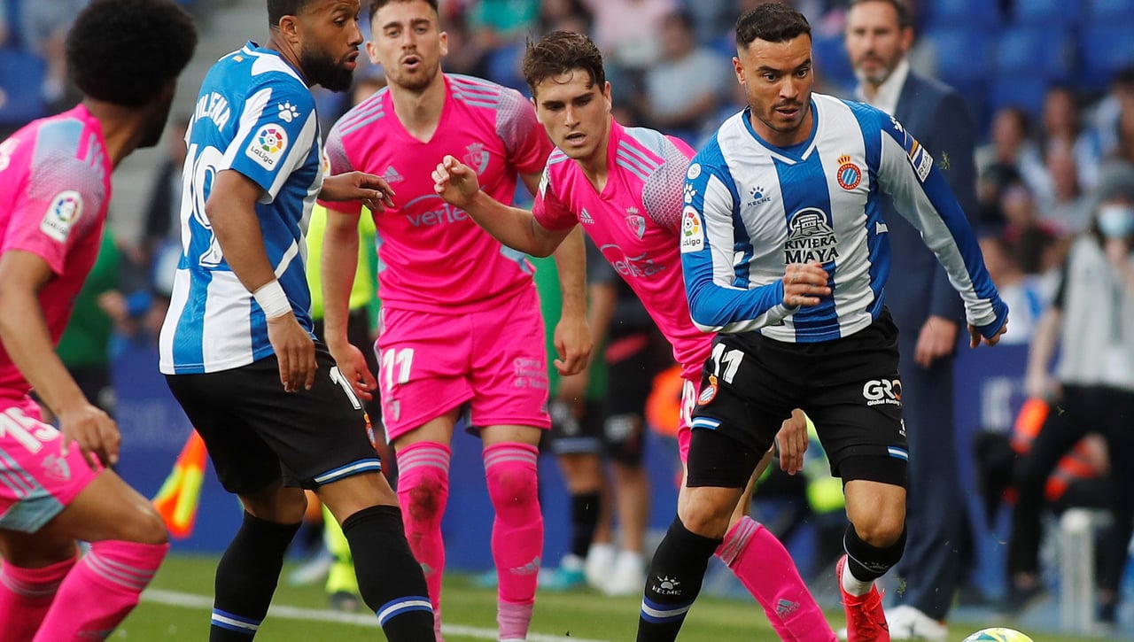 Colocado en el Sevilla, el bajo precio por el que se está gestando el traspaso de Raúl de Tomás