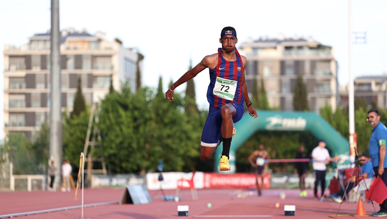 El atletismo español llega como un tiro a París 2024
