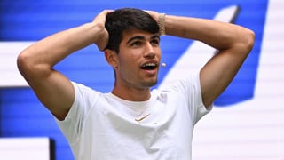 Carlos Alcaraz se mete en un lío con Sinner en Shanghai