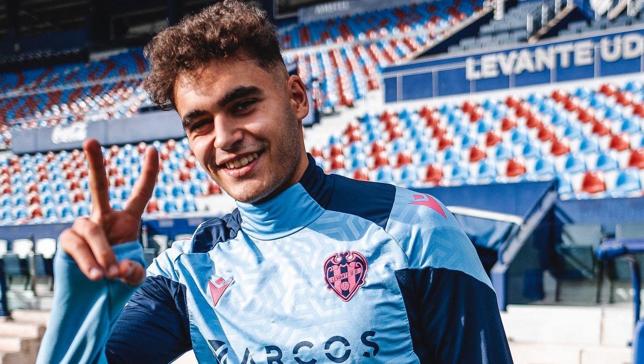 El Betis aprieta para superar al Sporting en la batalla por un codiciado fichaje