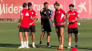 Cara y cruz en el entrenamiento del Sevilla: regreso y baja confirmada  
