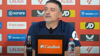 García Pimienta responde a Pellegrini, defiende su renovación "firmada" y 'aplaza' el derbi   