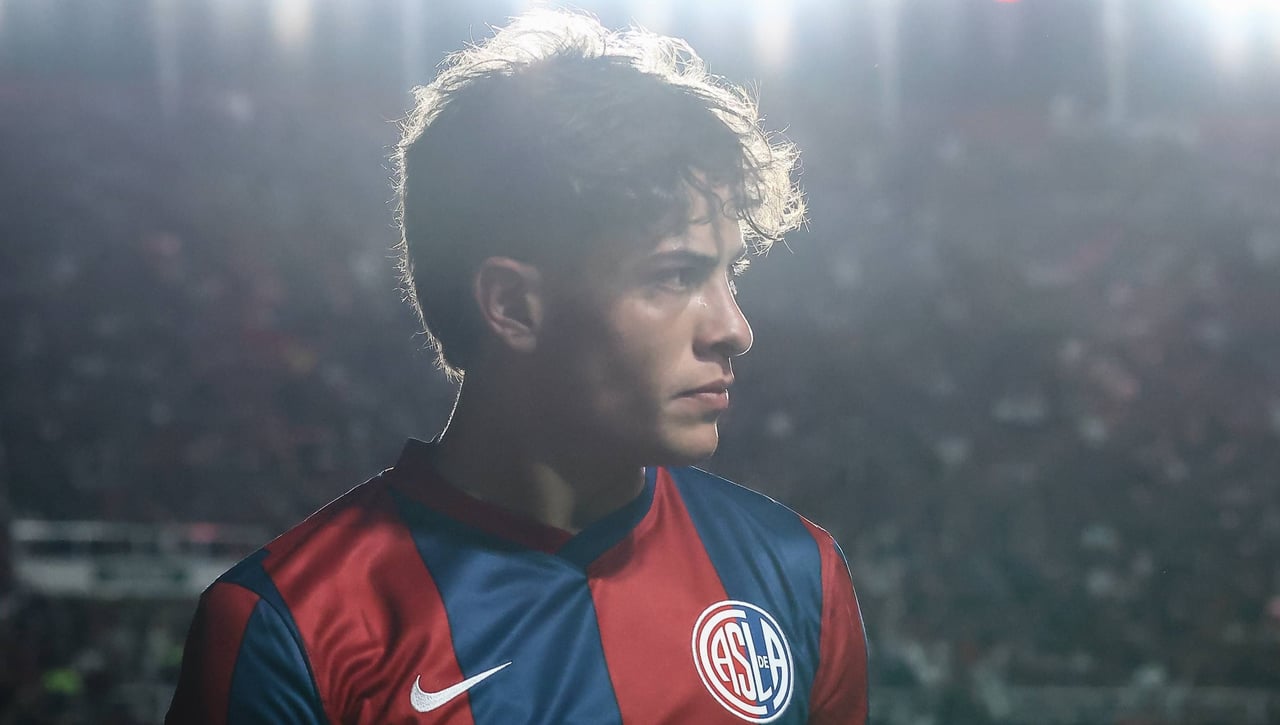 En la agenda de fichajes del Sevilla y preparado para dar "el salto"