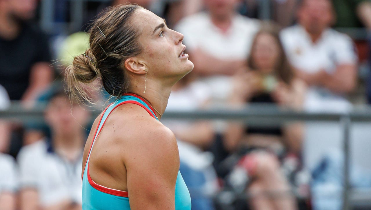 Sabalenka y Sinner hacen saltar las alarmas antes de Wimbledon