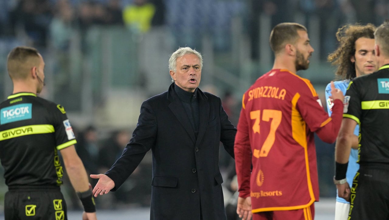 Mbappé, Araujo, Savic, el cambio de entrenador de la Roma...las noticias más destacadas hoy en el mercado invernal de fichajes