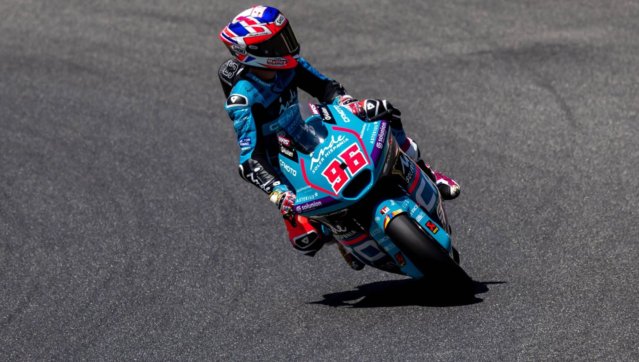 Dixon triunfa y en Ducati levantan la ceja con Aldeguer