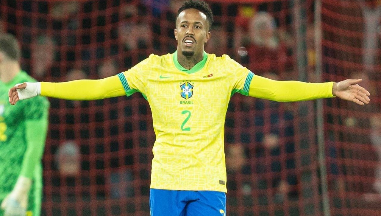 Susto en el Real Madrid: Militao se retira lesionado con Brasil