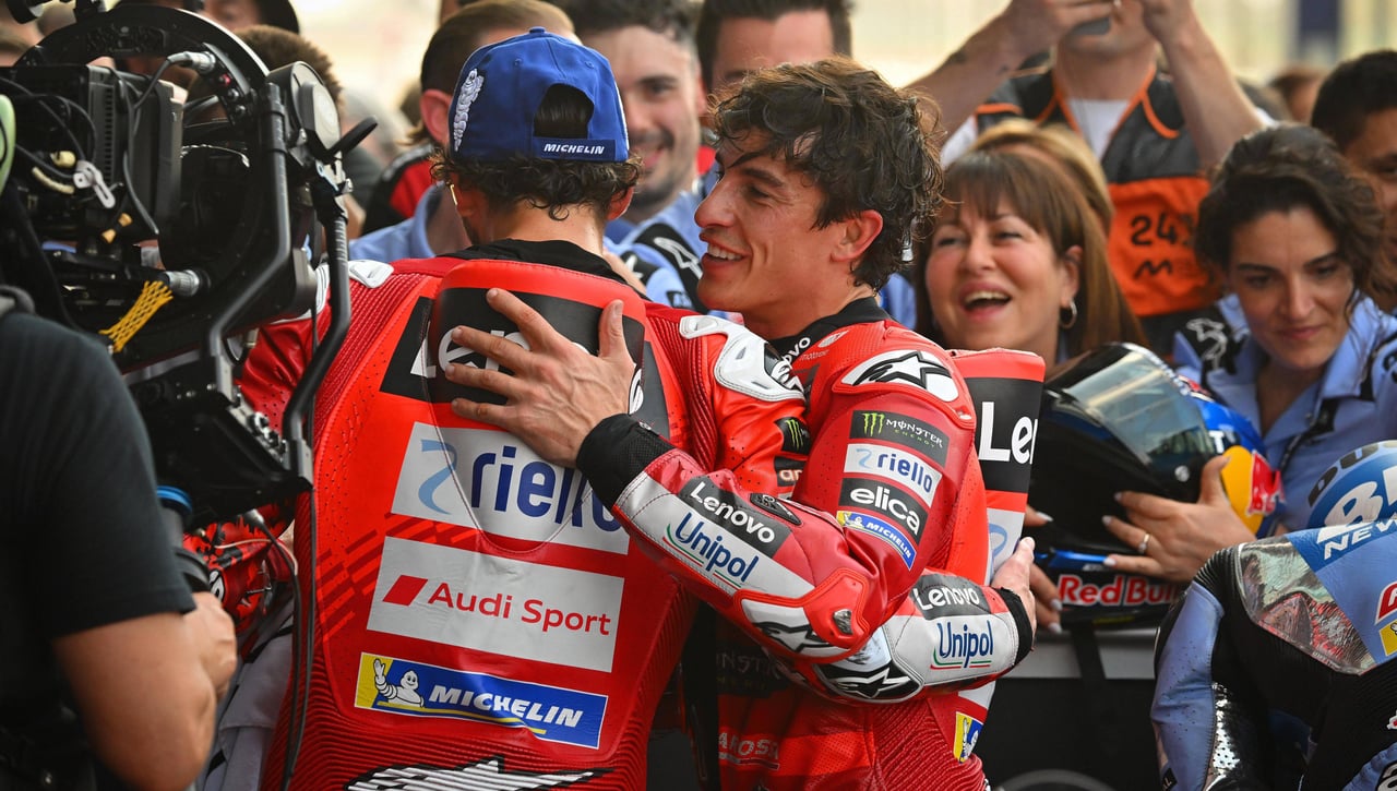 Marc Márquez empieza por detrás de Bagnaia en Hungría