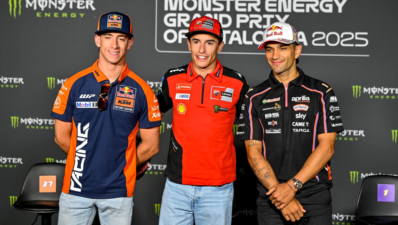 Pedro Acosta cambia su versión con Marc Márquez