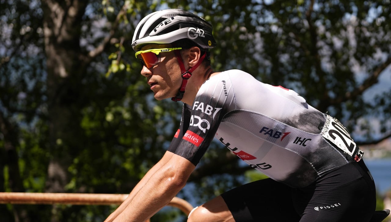 Portazo a Juan Ayuso