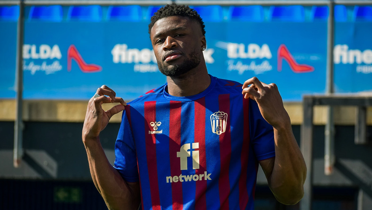 Incógnita con el último fichaje del Eldense