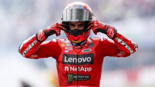Sonrisas y lágrimas para los Márquez en Assen