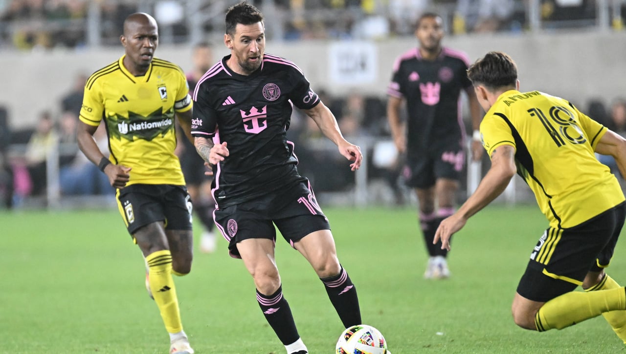 Messi lo vuelve a hacer