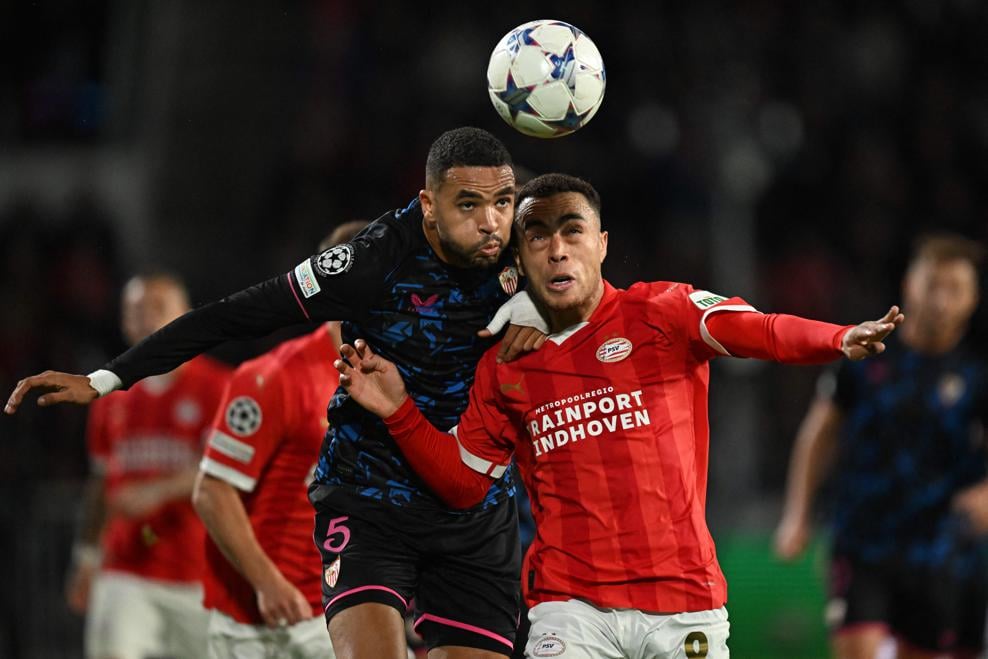 PSV 2-2 Sevilla: Un arbitraje casero y un cruel final en Eindhoven