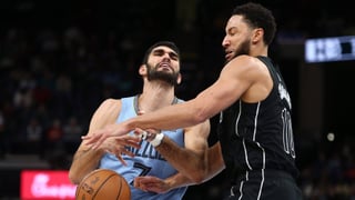 Santi Aldama le da una lección a Jordi Fernández y una lesión pone en jaque a la NBA