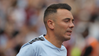 Iago Aspas lo tiene a tiro