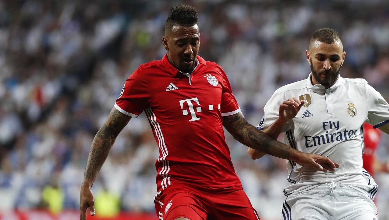 Boateng deja su retiro para volver al Bayern