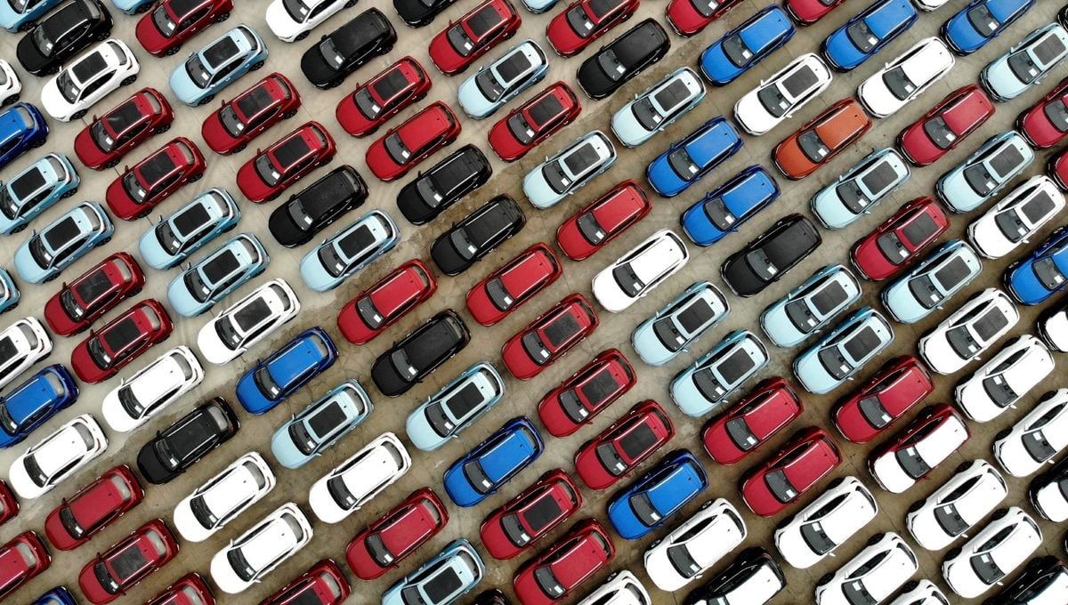 ¡Cuidado al elegir tu próximo vehículo! La Unión Europea veta un color de coche a partir de este año