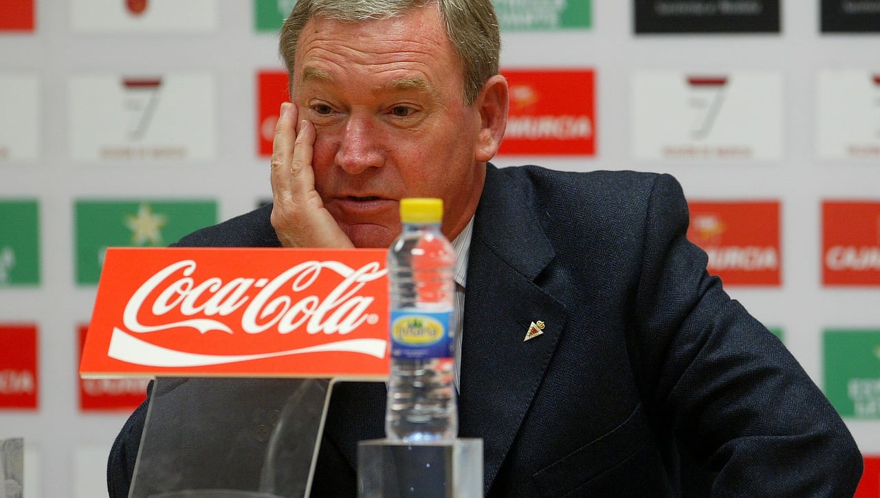 Palo de Javier Clemente a Sevilla