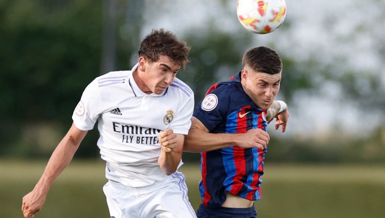 El Castilla se lleva el Mini Clásico goleando y con susto