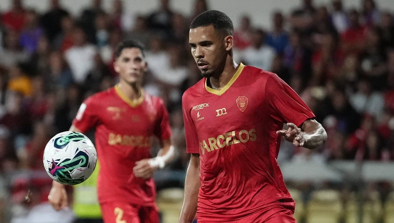 Colocan a Betis, Porto, Leicester y CSKA en la carrera por fichar a un central