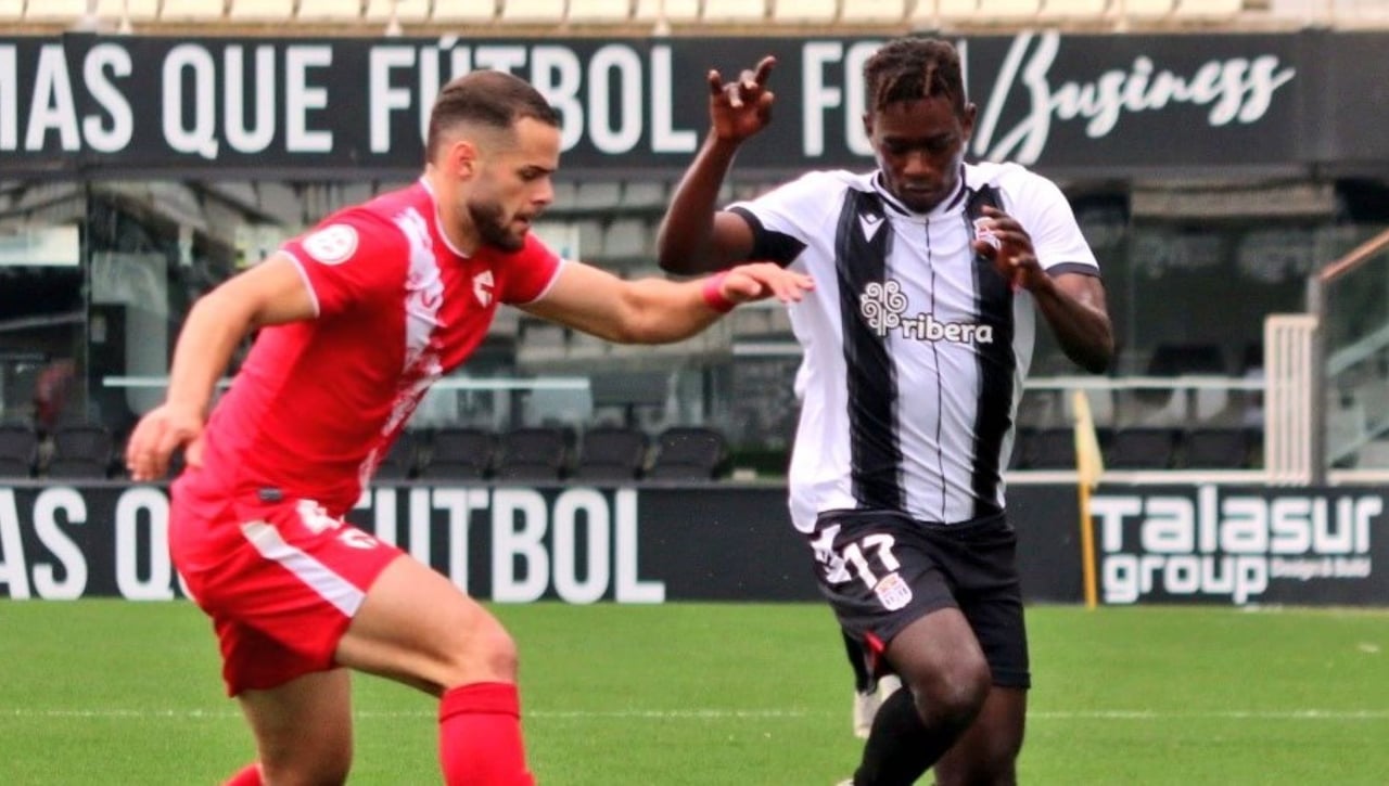 Cartagena B 0-0 Sevilla Atlético: Pinchazo en los debuts de Mejía e Idumbo Muzambo