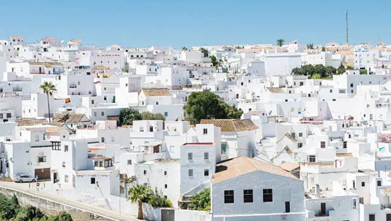 El pueblo más bonito de Andalucía para visitar en el mes de junio