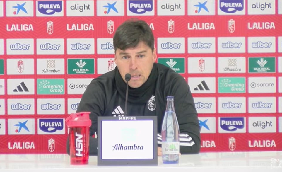 El 'Cacique' Medina habla de su despido, de la vergüenza del equipo y avisa: "Llegan rivales directos"