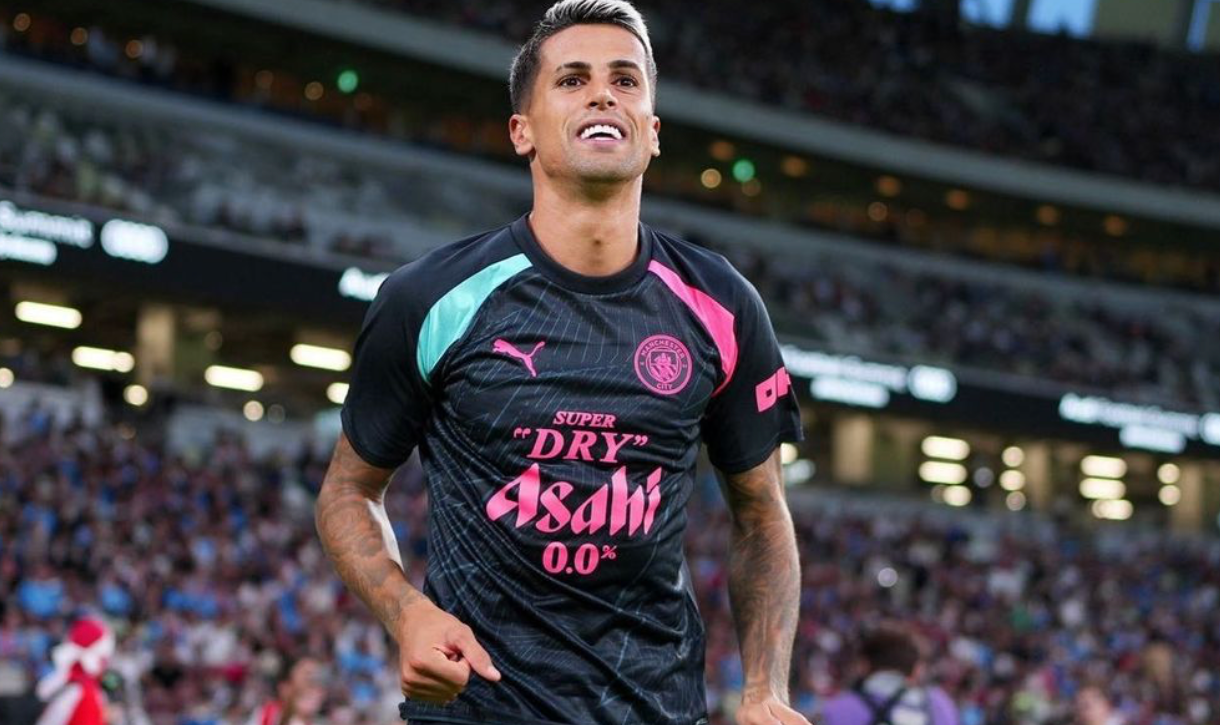 Las últimas ofertas por Cancelo