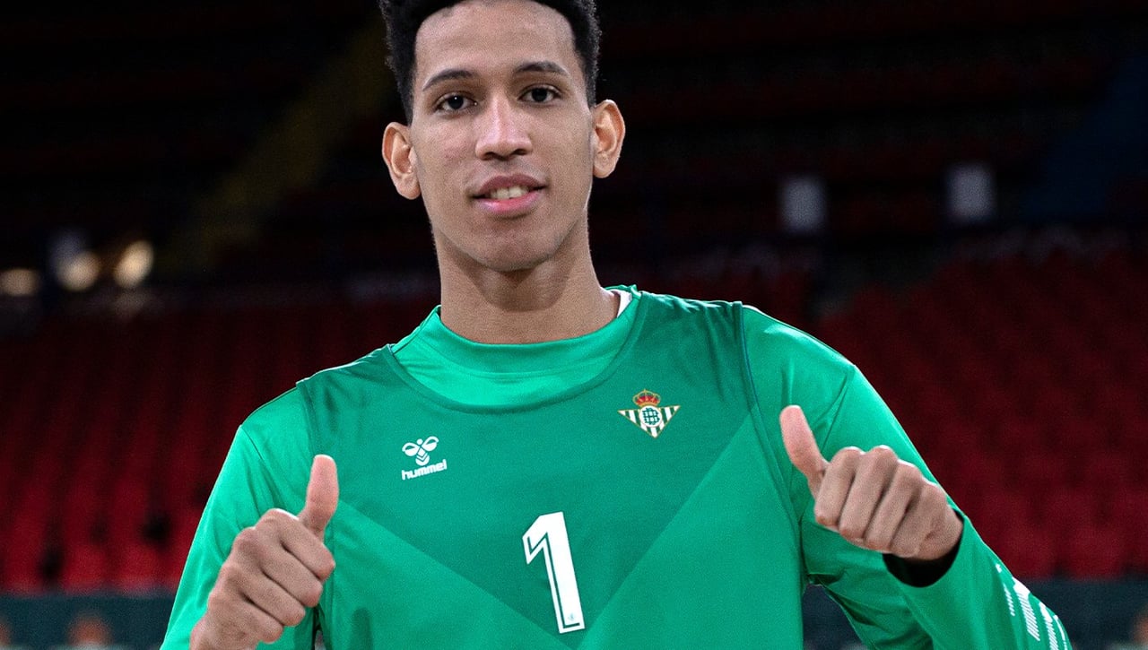 Tyson Pérez, fuerza interior para el Betis