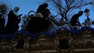 Semana Santa Sevilla 2023: hermandades del Lunes Santo, itinerarios, horarios y recorrido de todas las procesiones