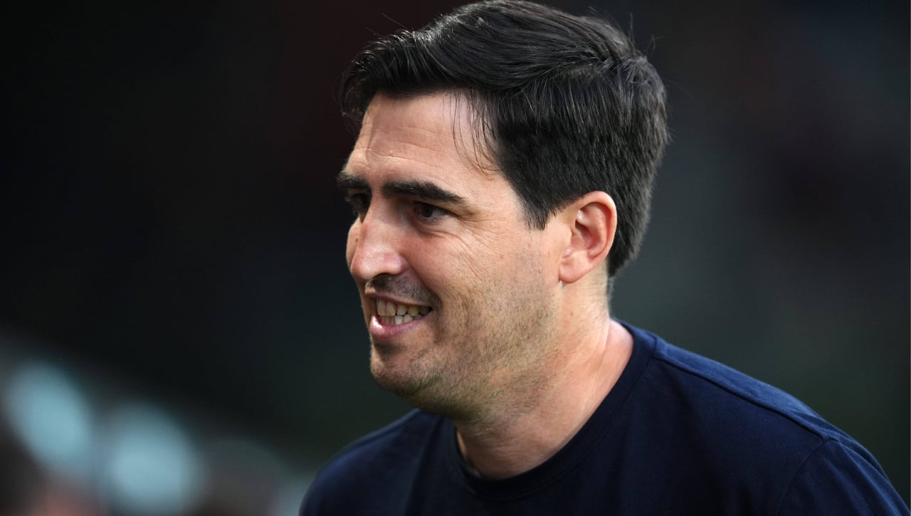 Iraola vuelve a estar entre las cuerdas