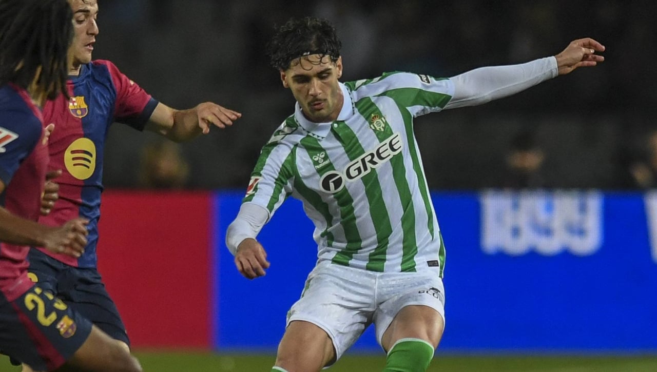 El Betis, con precaución con Johnny Cardoso