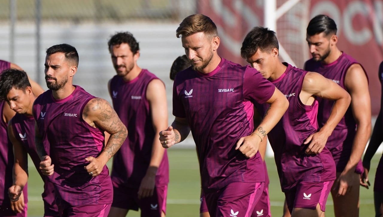 Januzaj está de vuelta y Mendilibar prepara la criba para la última gira del Sevilla