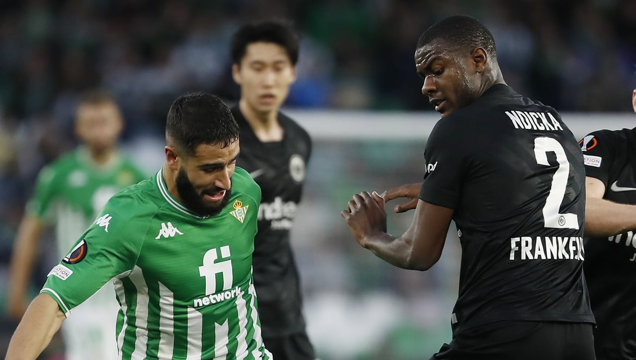 Derbi Betis - Sevilla por Evan N'Dicka