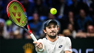 Vacherot se la vuelve a hacer a su primo y el Masters de París dice adiós a una estrella