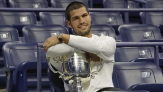 Carlos Alcaraz le da trabajo a un tenista olvidado