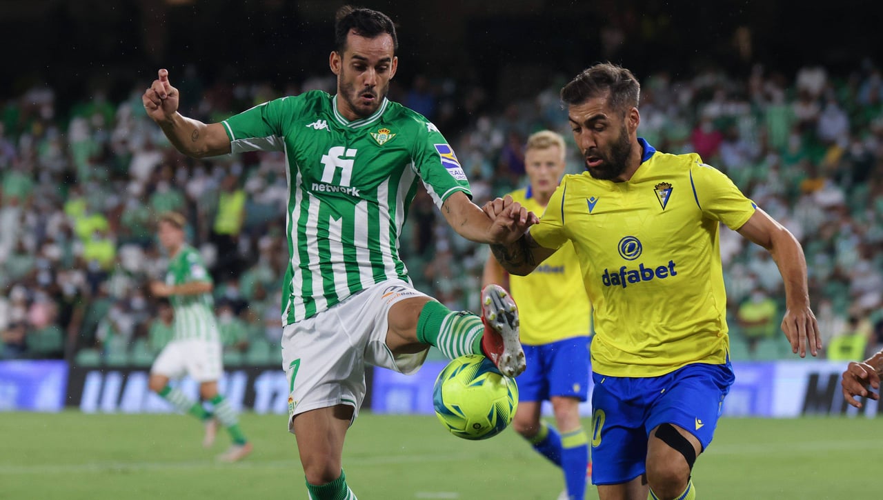 Juanmi, Betis y Cádiz: carambola a tres bandas directa a la tronera    
