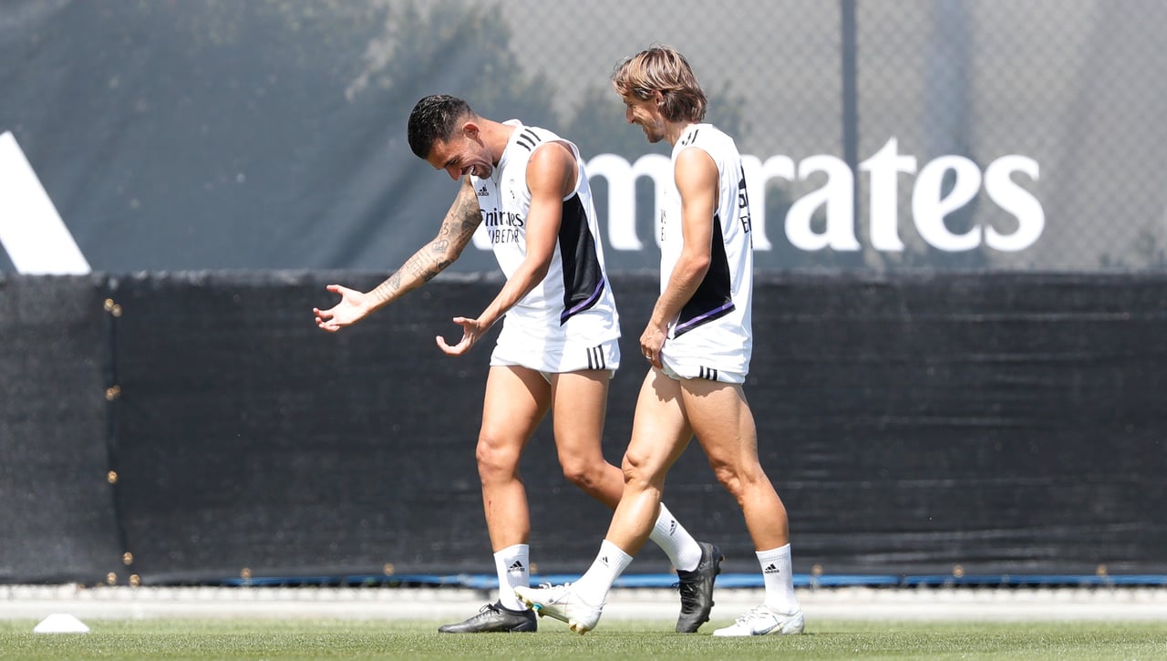 Es tendencia y el Betis no tiene nada que ver: la afición del Real Madrid llena las redes de mensajes a Ceballos