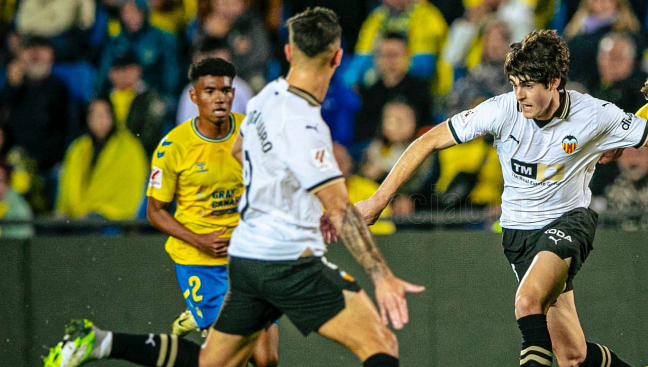 Alineaciones Valencia - Las Palmas: Alineación posible de Valencia y Las Palmas en el partido de hoy de LaLiga EA Sports