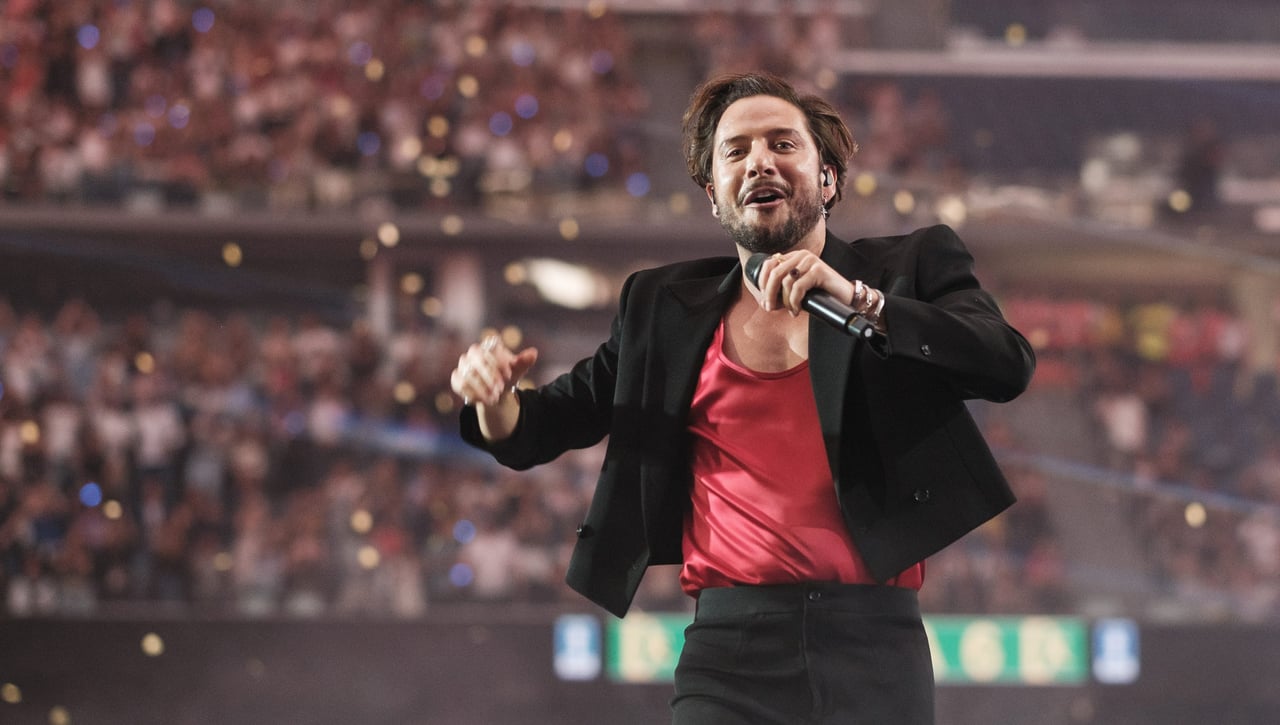 Manuel Carrasco sufre una caída en el concierto más importante del Tour Salvaje