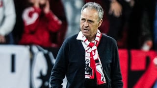 Caparrós se tira de cabeza