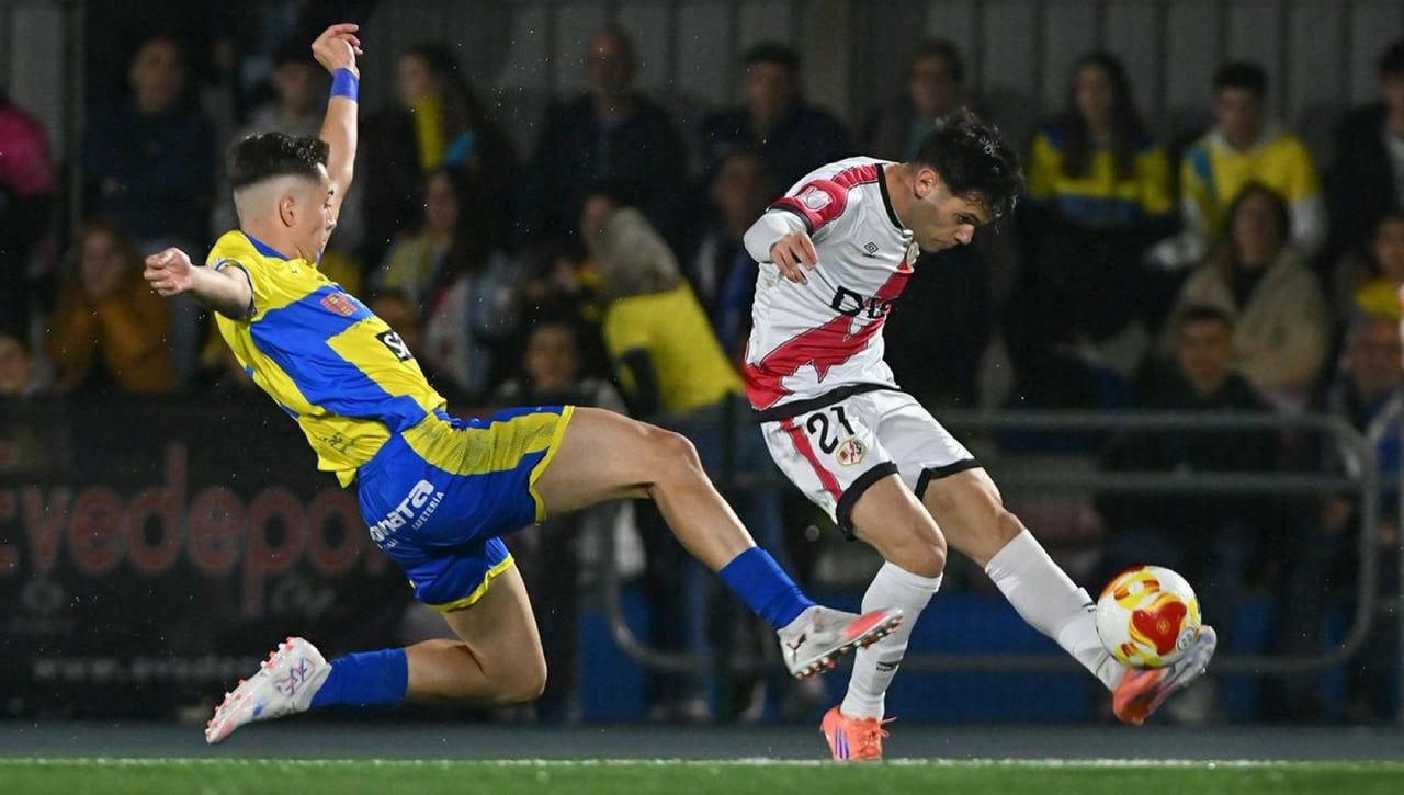 Yuncos 1-6 Rayo Vallecano: Fran Pérez sofoca la rebeldía inicial del Yuncos