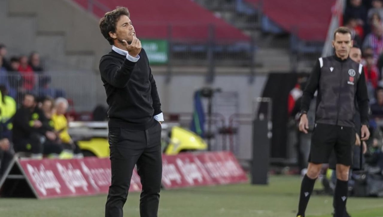 La euforia de Rubi tras la victoria del Almería ante el Barcelona