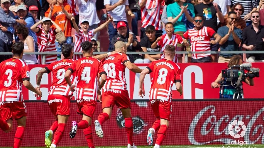 Girona 2 - 0 Elche: La salvación está cerca para Míchel